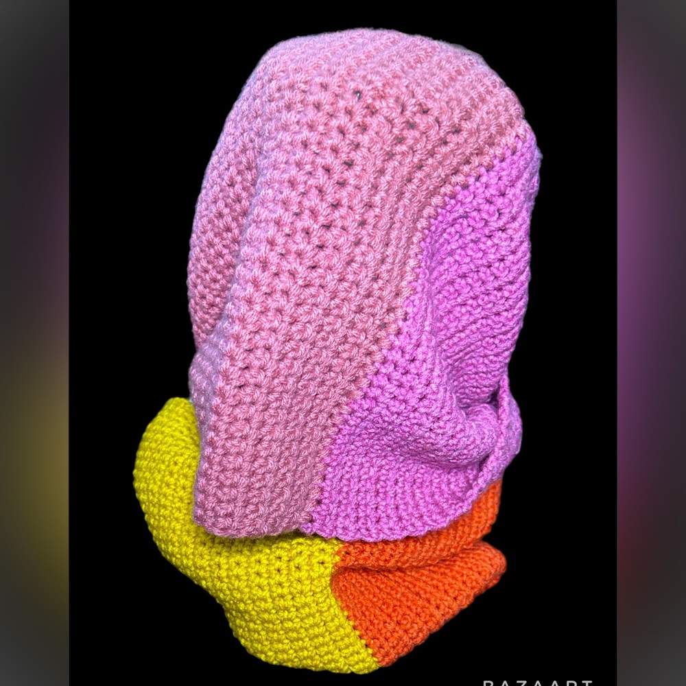 Colorful Infinity scarf - Picture 3 of 5